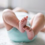 bebes cabeza pequeña